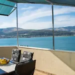 Bluesky Apartment *