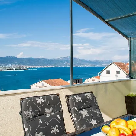 Bluesky Apartman Trogir