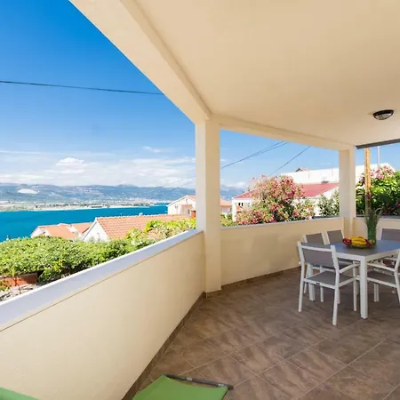 Bluesky Apartman Trogir